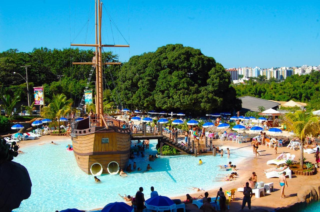 Villas Diroma Com Um Dia No Acqua Park, Splash E Slide Caldas Novas Exteriör bild