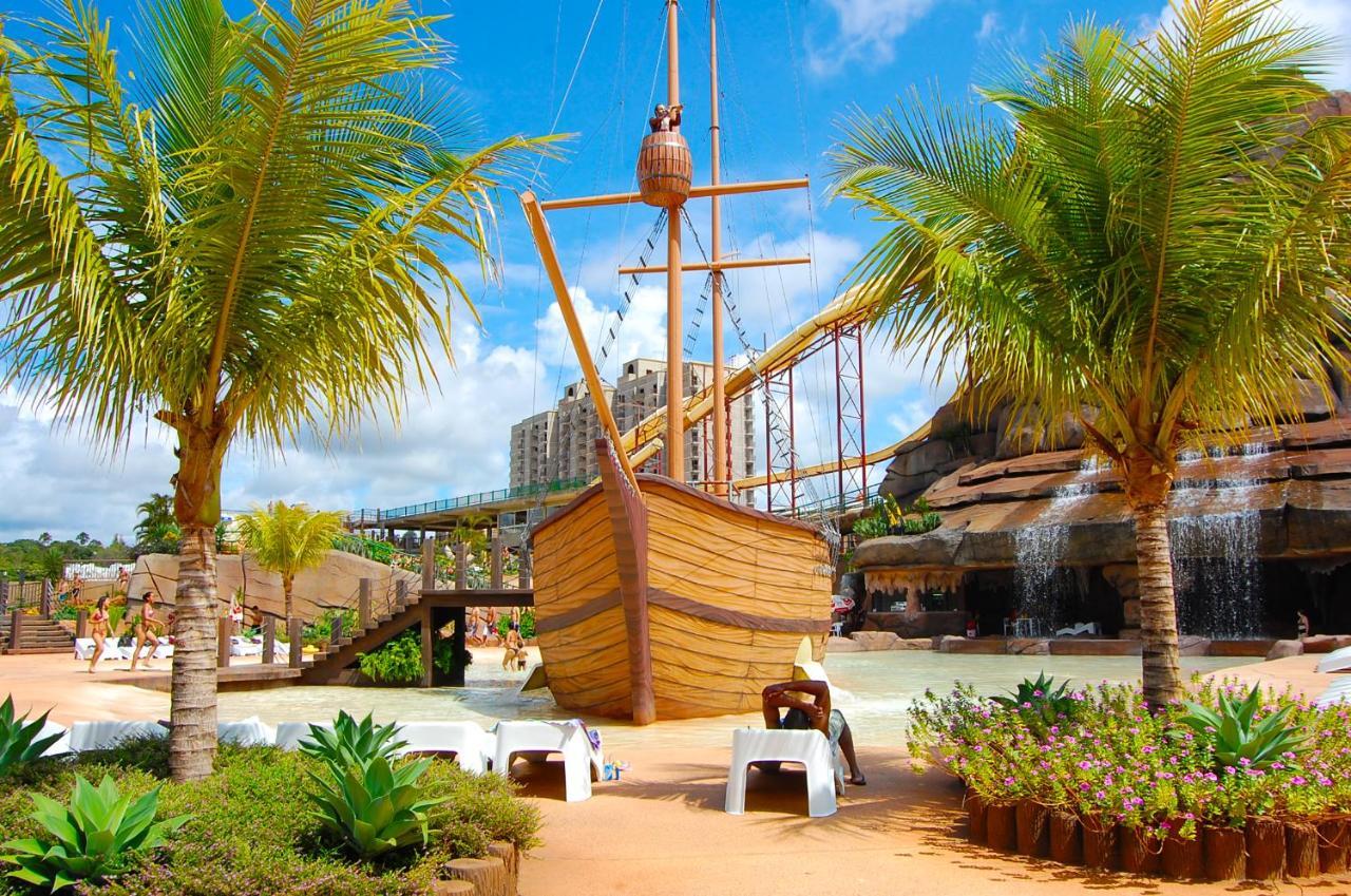 Villas Diroma Com Um Dia No Acqua Park, Splash E Slide Caldas Novas Exteriör bild