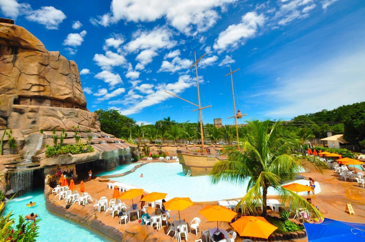 Villas Diroma Com Um Dia No Acqua Park, Splash E Slide Caldas Novas Exteriör bild