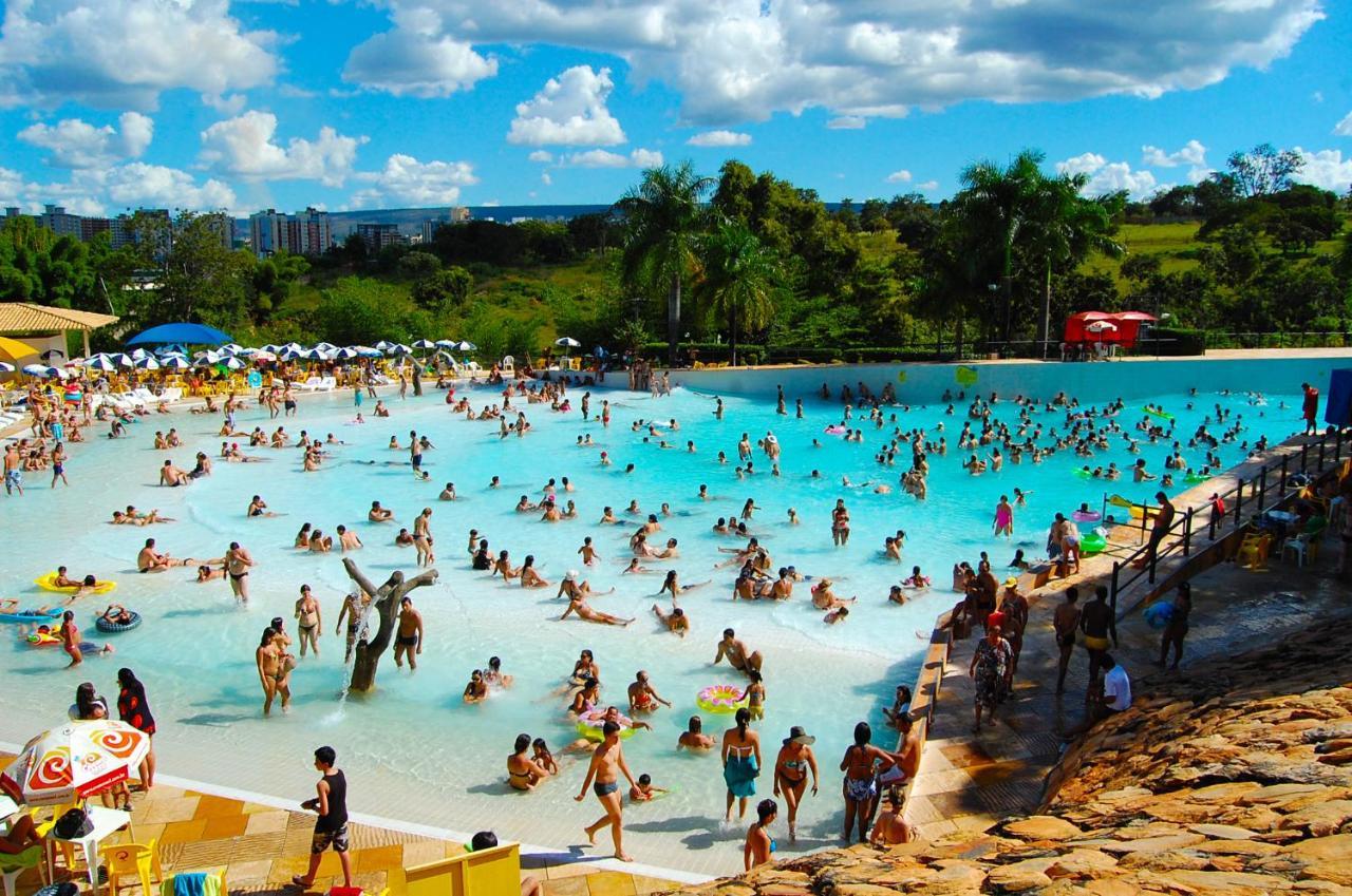 Villas Diroma Com Um Dia No Acqua Park, Splash E Slide Caldas Novas Exteriör bild