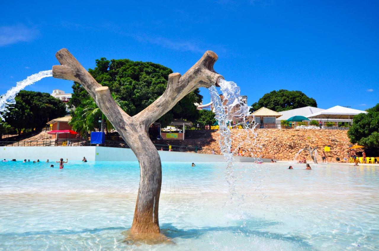 Villas Diroma Com Um Dia No Acqua Park, Splash E Slide Caldas Novas Exteriör bild