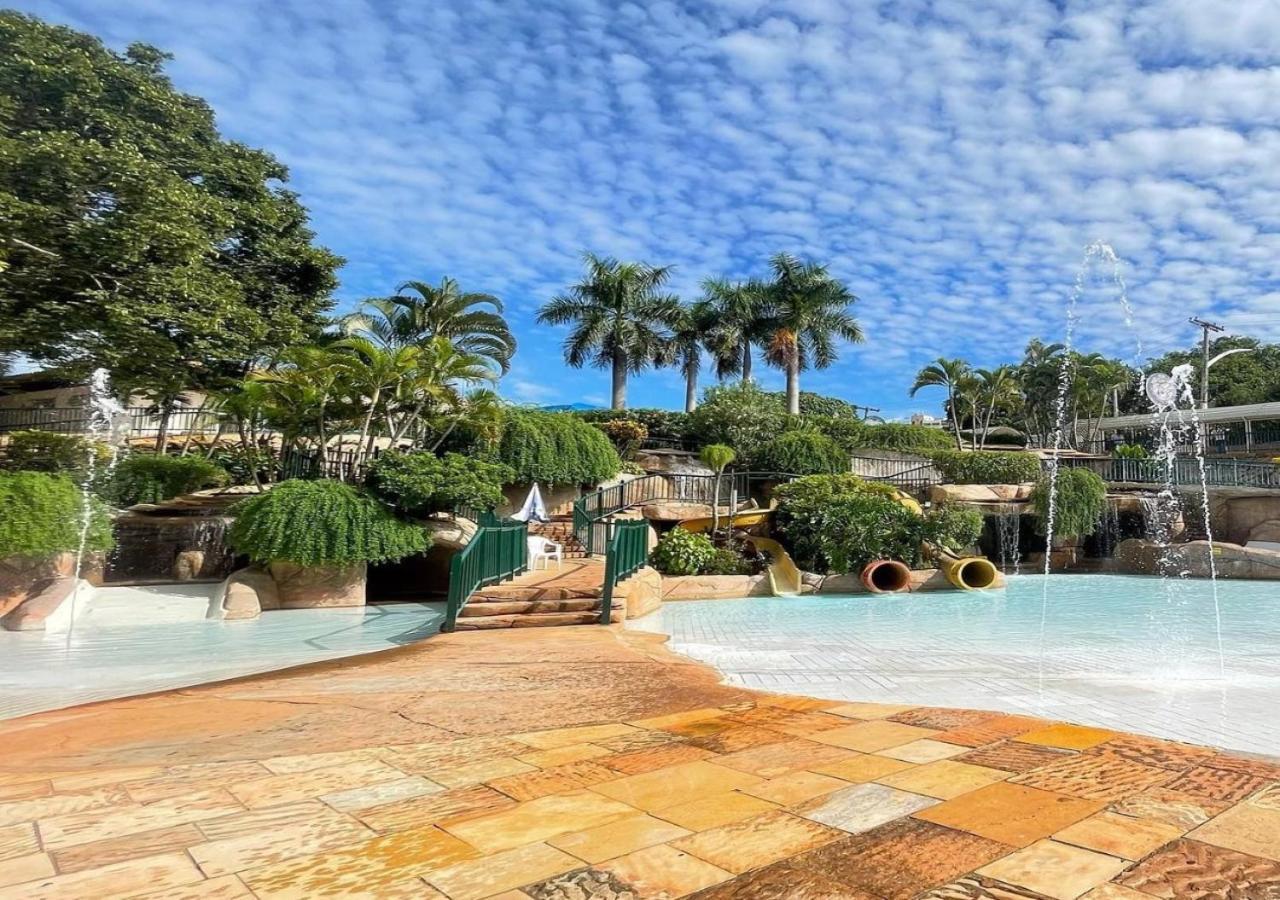 Villas Diroma Com Um Dia No Acqua Park, Splash E Slide Caldas Novas Exteriör bild