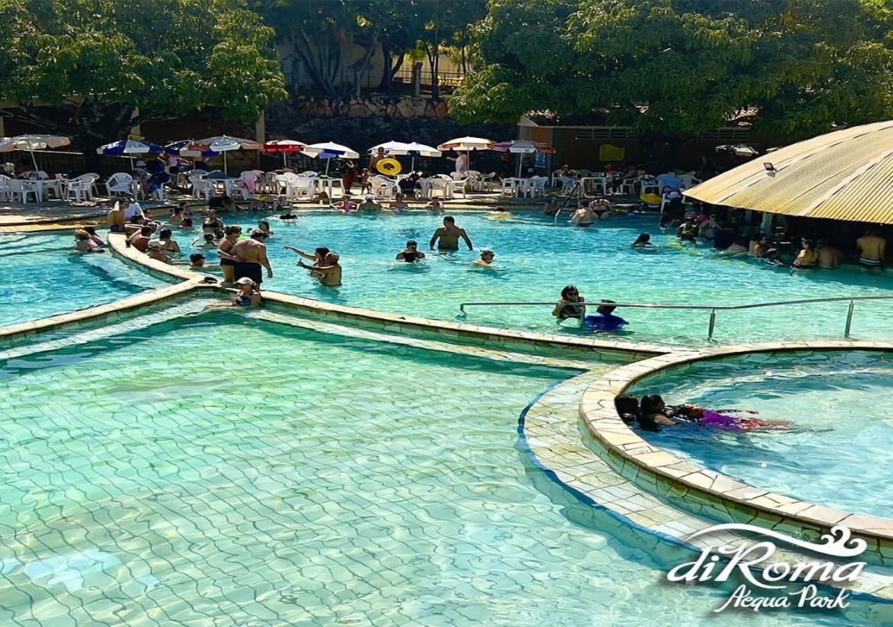 Villas Diroma Com Um Dia No Acqua Park, Splash E Slide Caldas Novas Exteriör bild